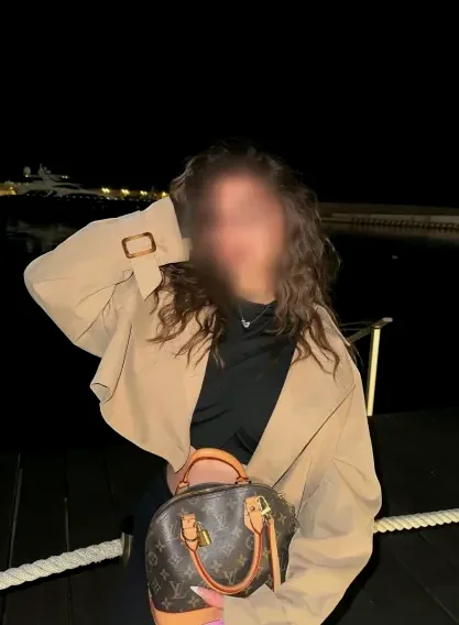 Annika, 29