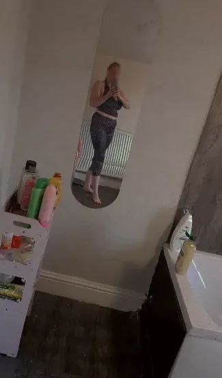 Büsra, 40