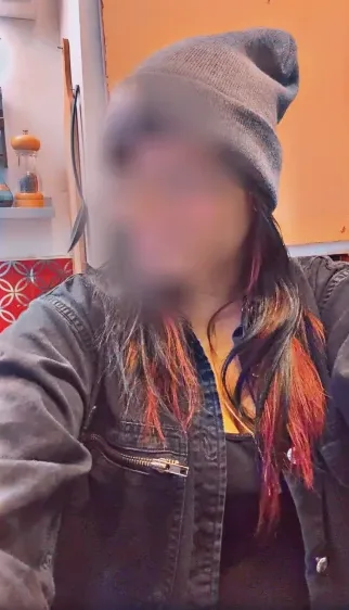 Celina, 32