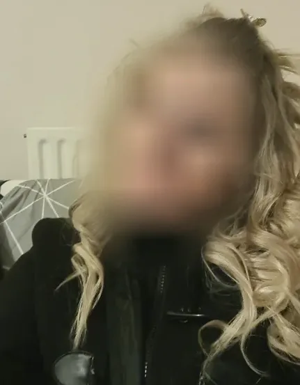Claudia, 36