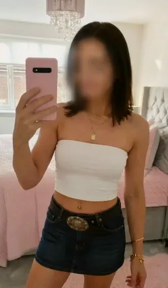 Dilara, 24