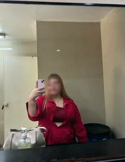 Leyla, 26