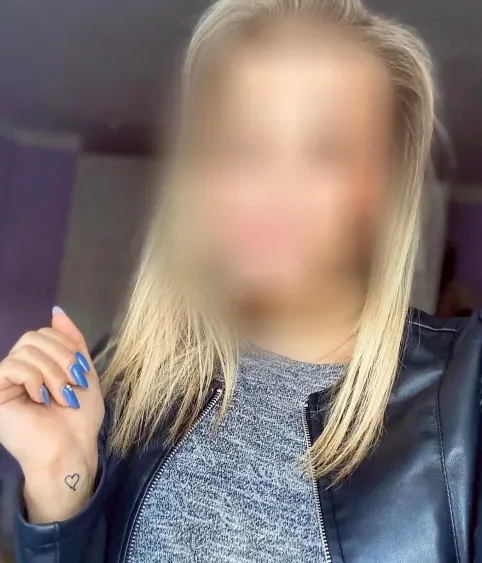 Marina, 21