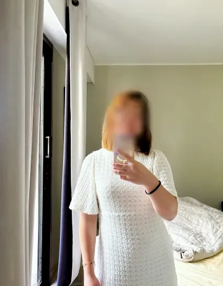 Nadine, 30