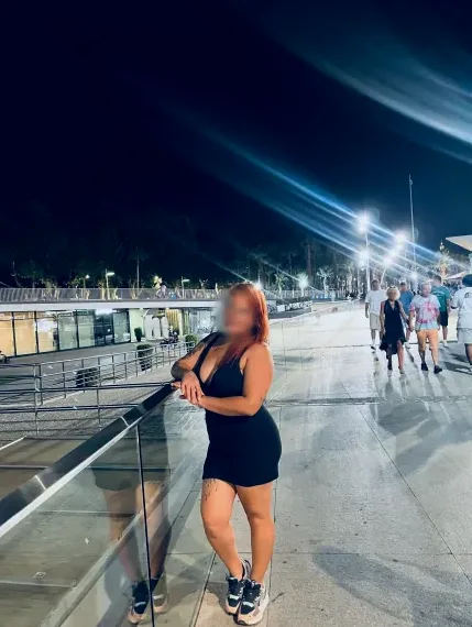 Nora, 40