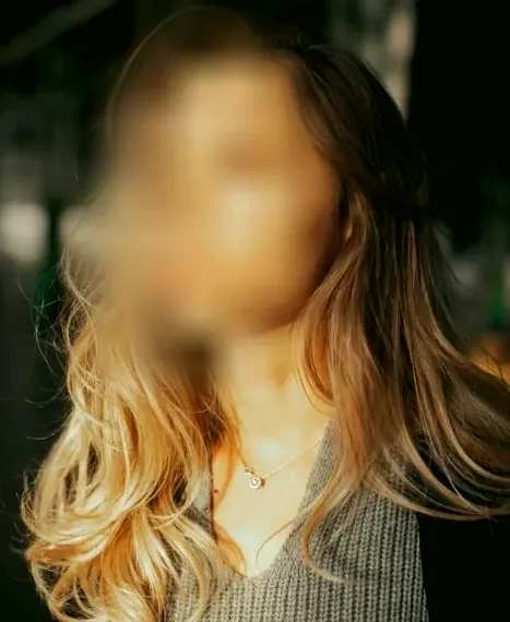 Vivien, 40